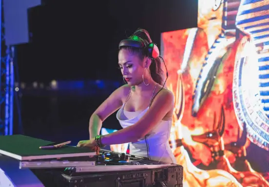 Clara "Silver Shoes" Delmare